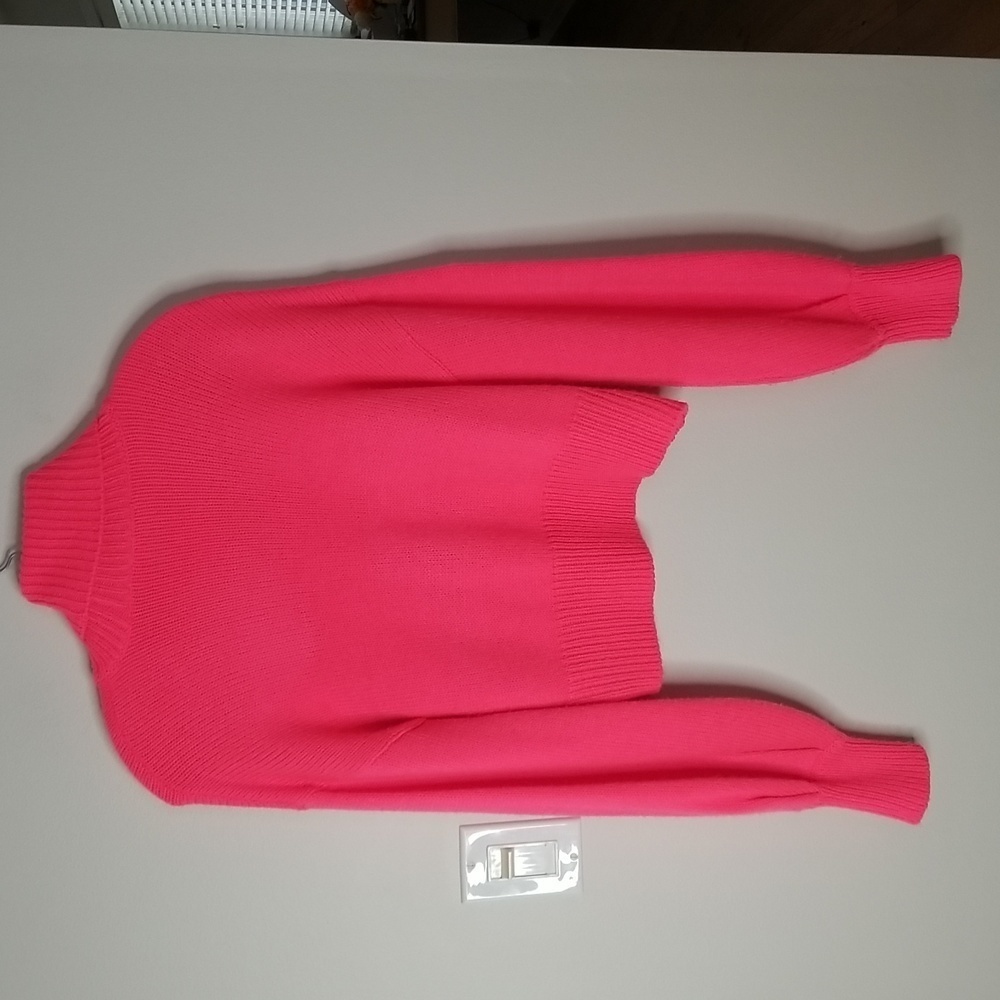Bar 111 Cropped turtleneck sz medium - Picture 5 of 6
